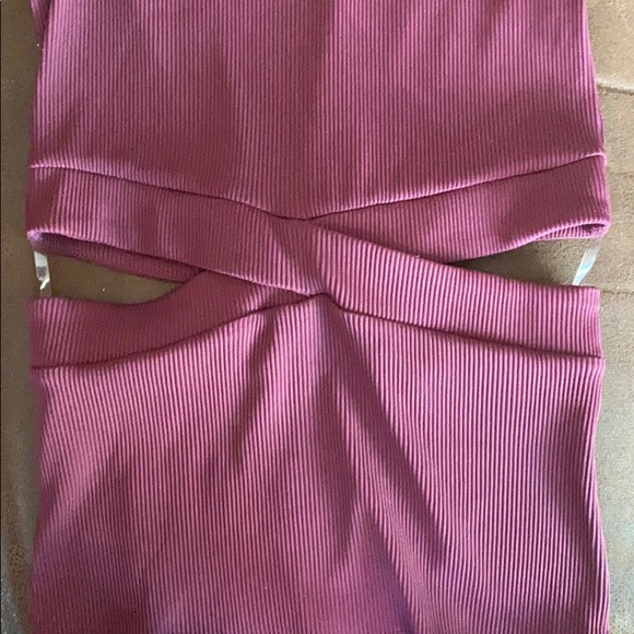 High Neck Sleeveless Blouse - Picture 2 of 5